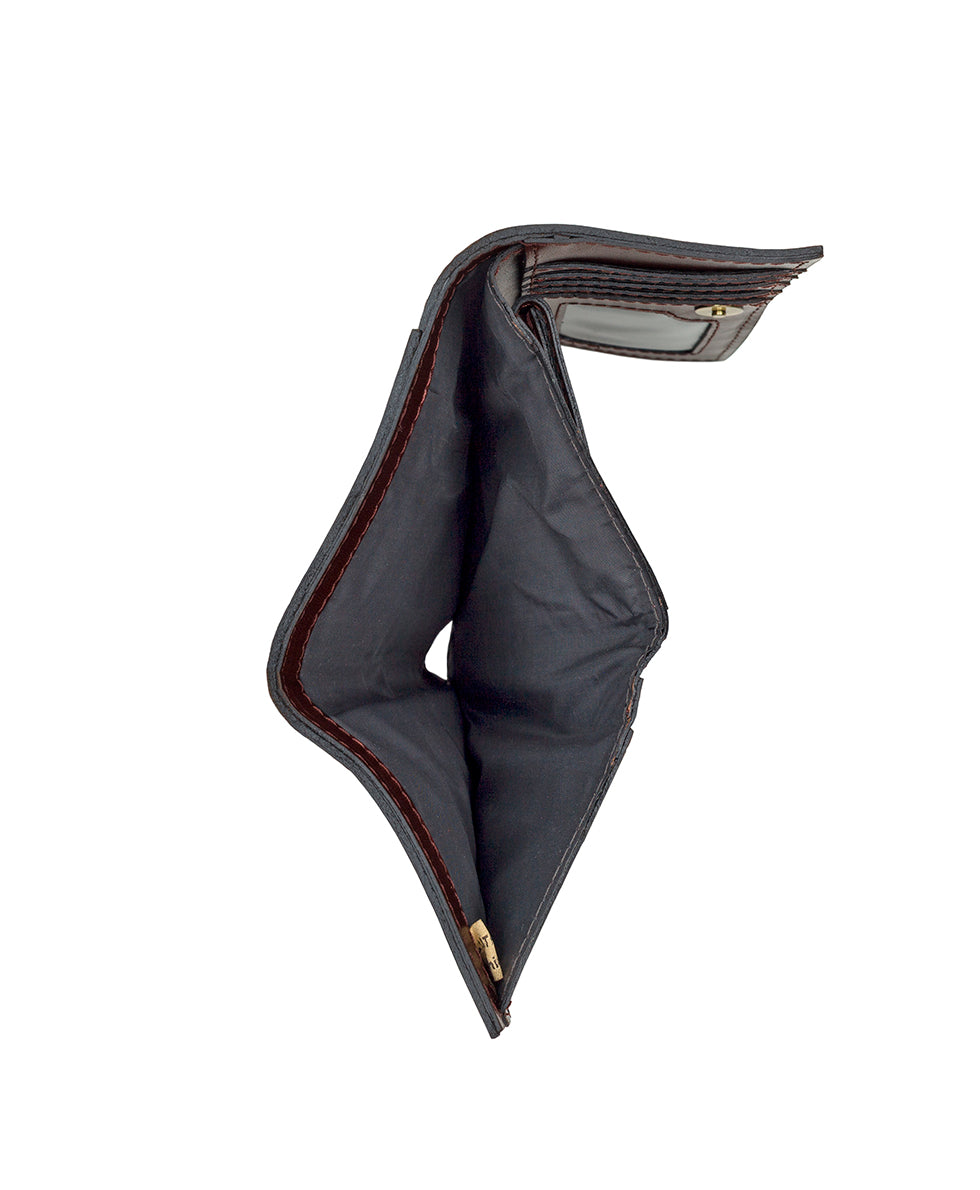 Terresa Wallet – Classic Tooled